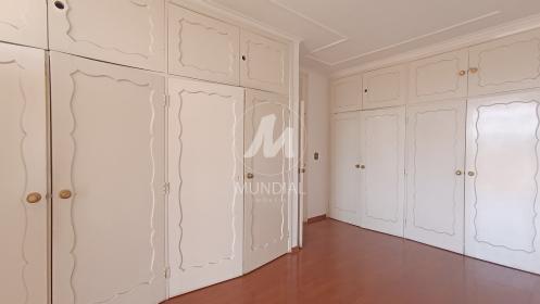 23 - Suite