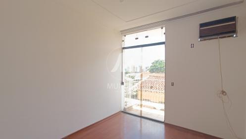 26 - Dormitorio