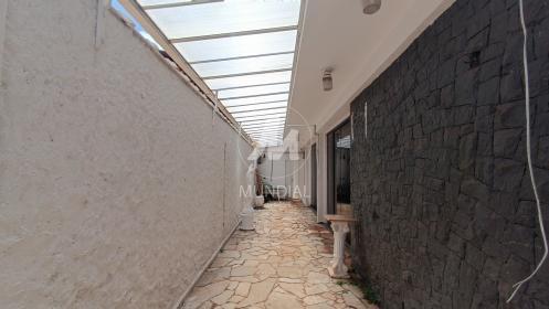 27 - Quintal/corredores