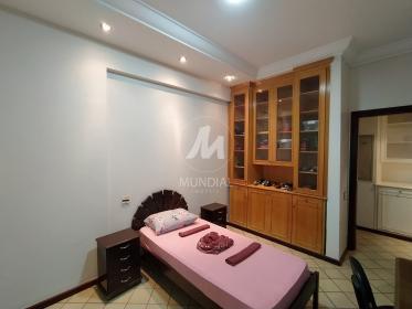 21 - Dormitorio