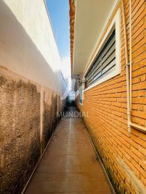 21 - Quintal/corredores