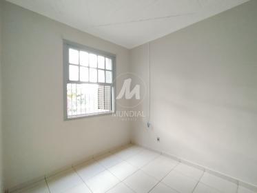 23 - Dormitorio