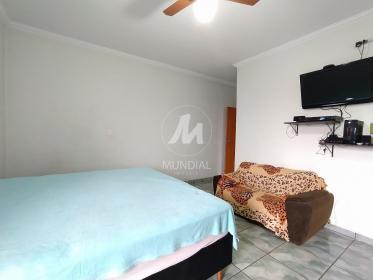 13 - Dormitorio