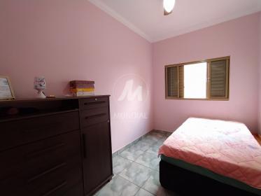 19 - Dormitorio