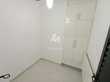 20 - Dormitorio