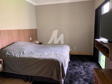 8 - Dormitorio