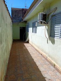 18 - Quintal/corredores