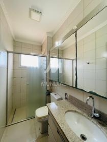 12 - Banheiro/lavabo
