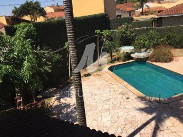 16 - Piscina