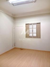 38 - Dormitorio
