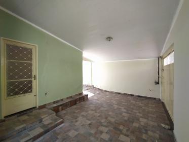 5 - Garagem/estacionamento