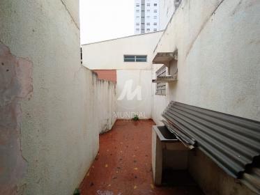 21 - Quintal/corredores