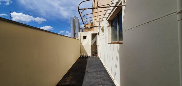 7 - Quintal/corredores