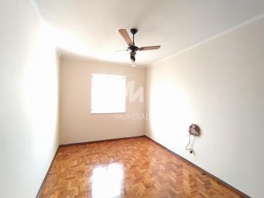 13 - Dormitorio