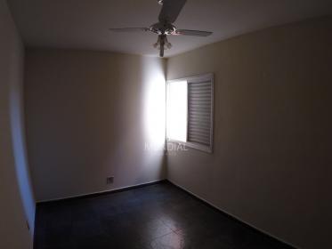 11 - Dormitorio