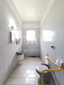 13 - Banheiro/lavabo