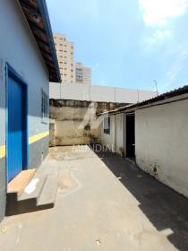 14 - Quintal/corredores