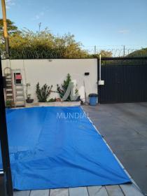 16 - Piscina