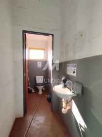 16 - Banheiro/lavabo