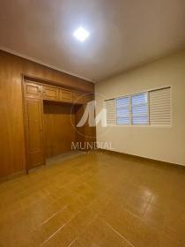 18 - Dormitorio