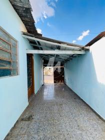 2 - Garagem/estacionamento