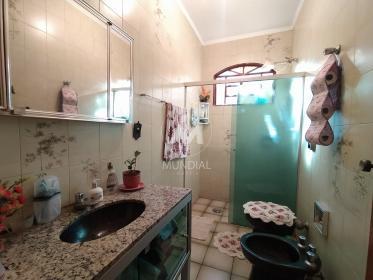 11 - Banheiro/lavabo