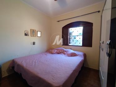 17 - Dormitorio