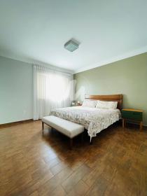 16 - Suite