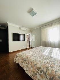 17 - Suite