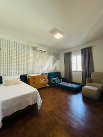 22 - Suite