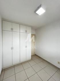 14 - Dormitorio