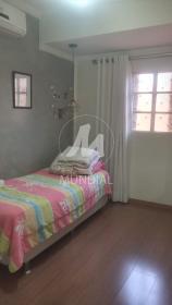10 - Dormitorio