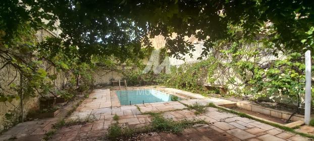 10 - Piscina