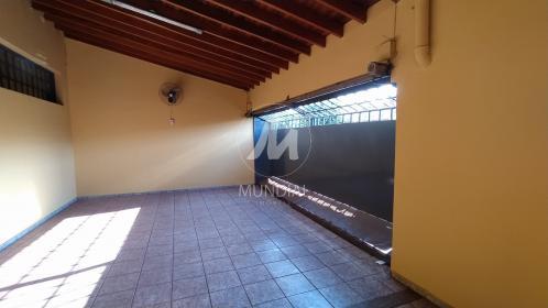 3 - Garagem/estacionamento