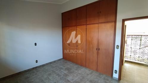 23 - Dormitorio