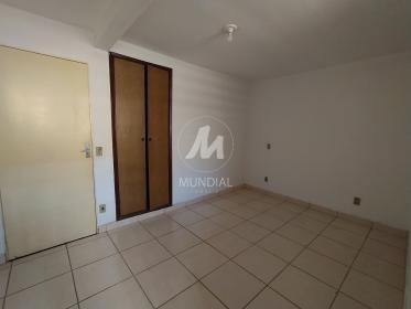 12 - Dormitorio