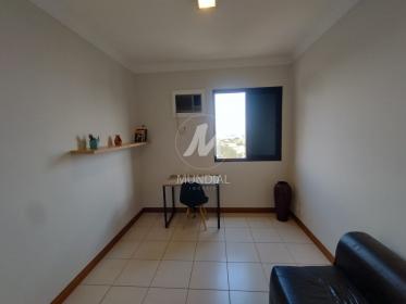 12 - Dormitorio