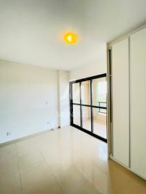 10 - Suite