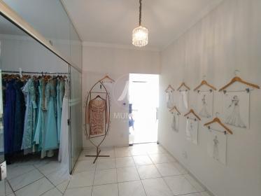 8 - Quintal/corredores