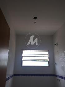 12 - Banheiro/lavabo