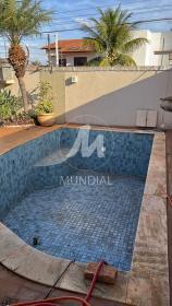 13 - Piscina
