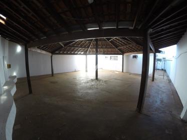 14 - Quintal/corredores