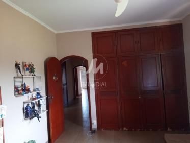 11 - Dormitorio