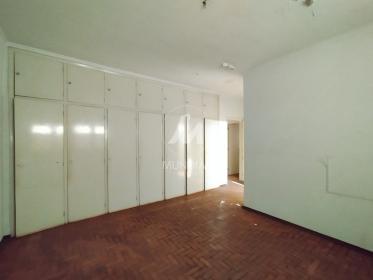 21 - Suite