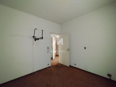 24 - Dormitorio