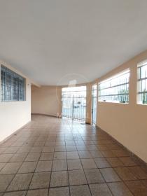 3 - Garagem/estacionamento