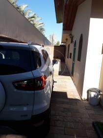 5 - Garagem/estacionamento