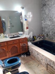 27 - Banheiro/lavabo