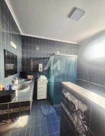 20 - Suite