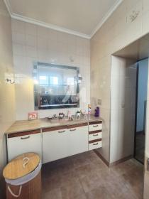 27 - Suite